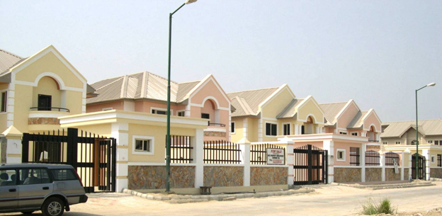 4 numbers fully detached duplexes sitting altogether on a land area of 2,805 square meters in Victoria Garden City, Lagos.